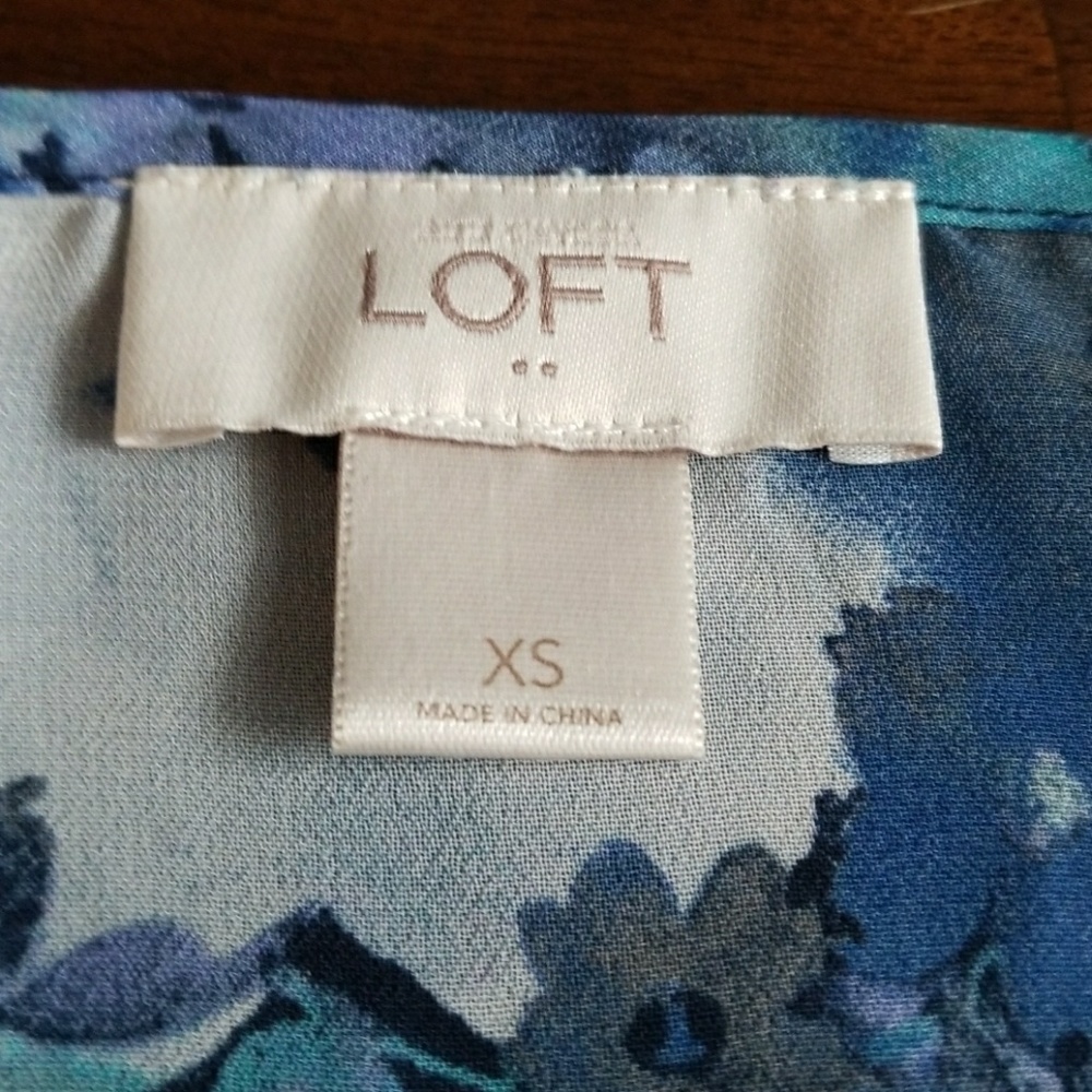 Loft Ruffled Blue Floral Blouse - Picture 2 of 4